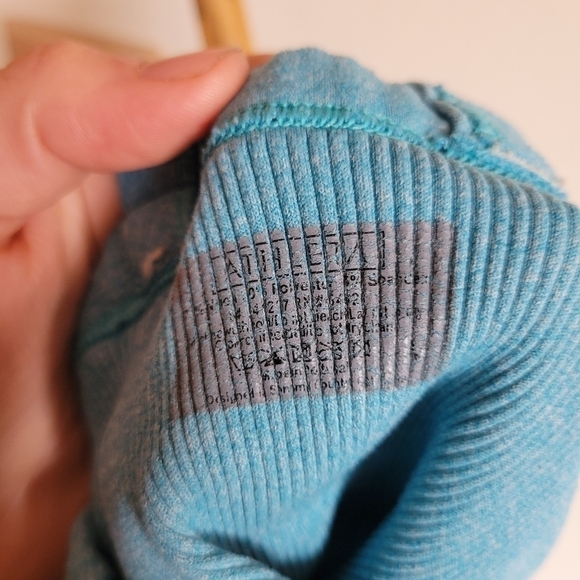 ATHLETA Racerback Athletic Tank Top Built in Bra Blue Medium - Picture 4 of 8